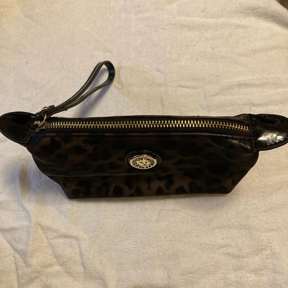 Women’s cosmetic bag Annie Klein 2 pockets inside Handles on both sides New - Picture 1 of 8